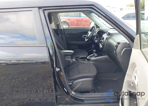 2015 Kia Soul z USA, uszkodzony, nr VIN KNDJN2A28F7215837